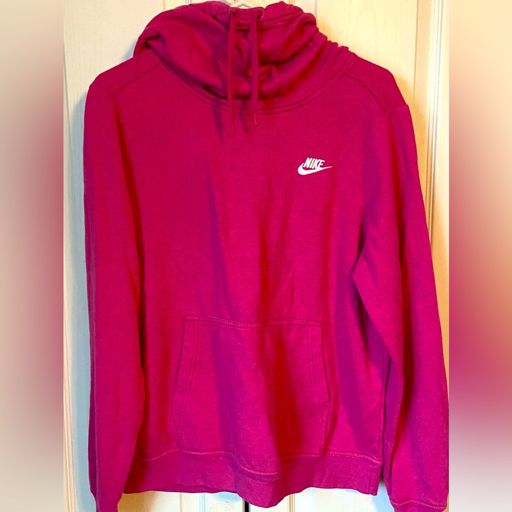 ⭐️Make an Offer⭐️ Nike sweatshirt with a hood — Large — Pink